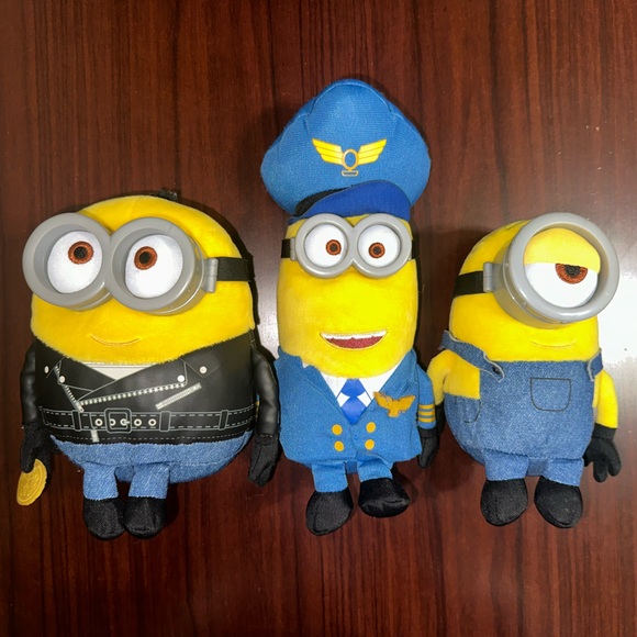 EUC | Minion plushies | Kevin, Stuart, Bob - Picture 1 of 16